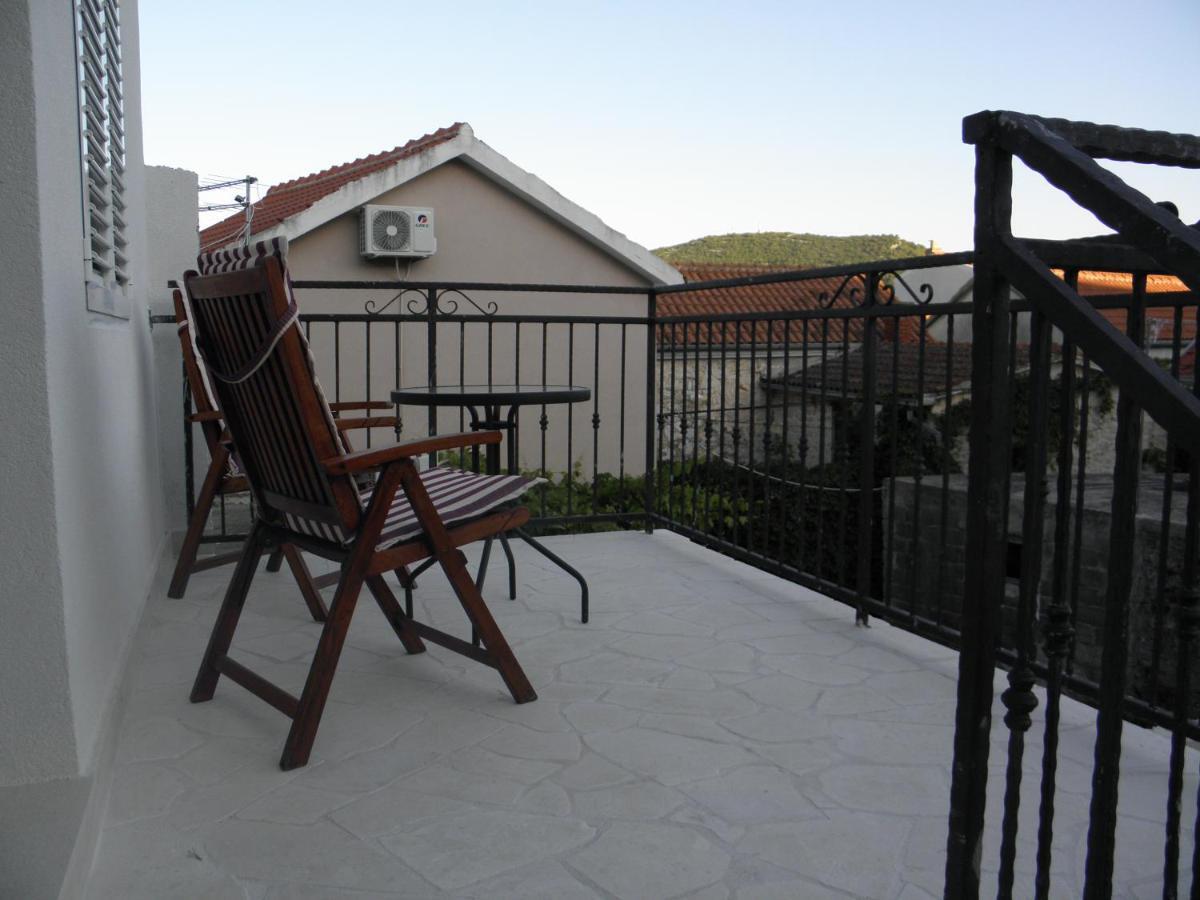 Apartmani Adam Primošten Exterior foto