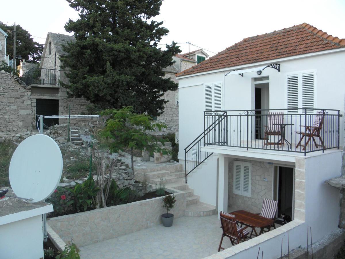 Apartmani Adam Primošten Exterior foto