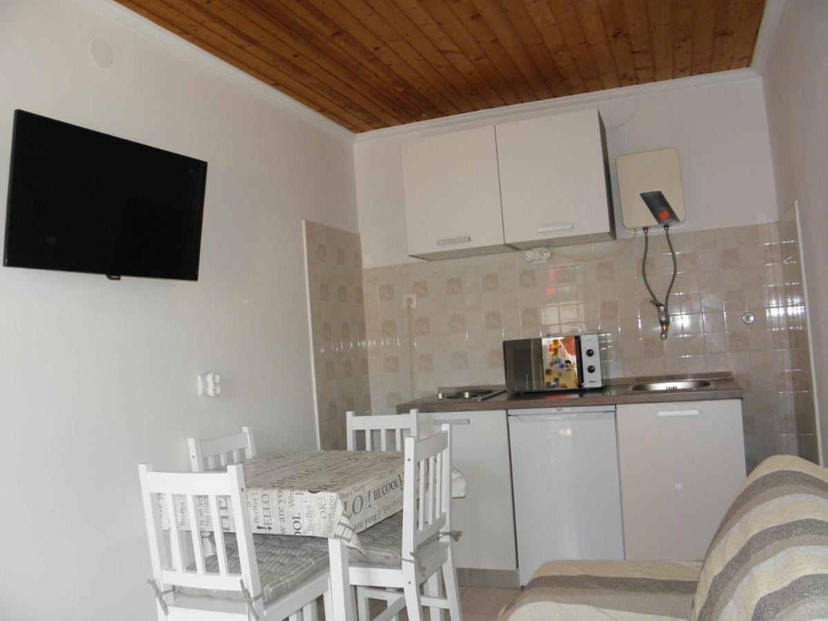 Apartmani Adam Primošten Exterior foto