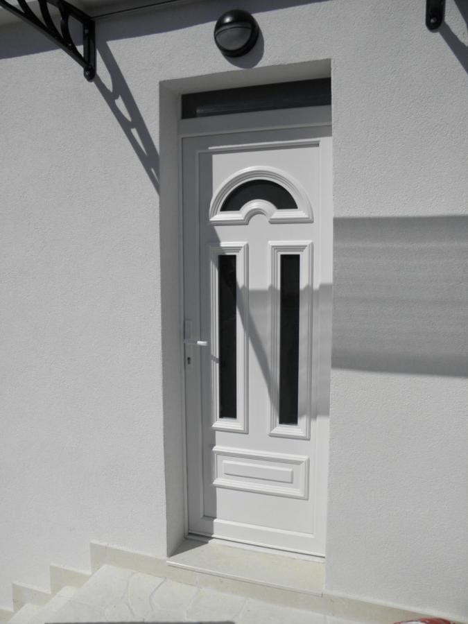 Apartmani Adam Primošten Exterior foto